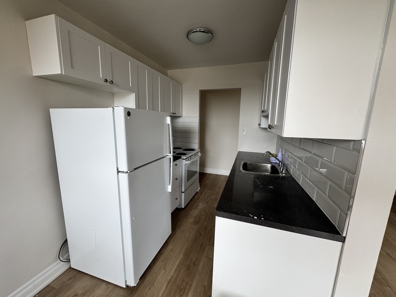 FANTASTIC 2-BEDROOM RENTAL OPPORTUNITY IN THE HEART OF HAMILTON EAST! 